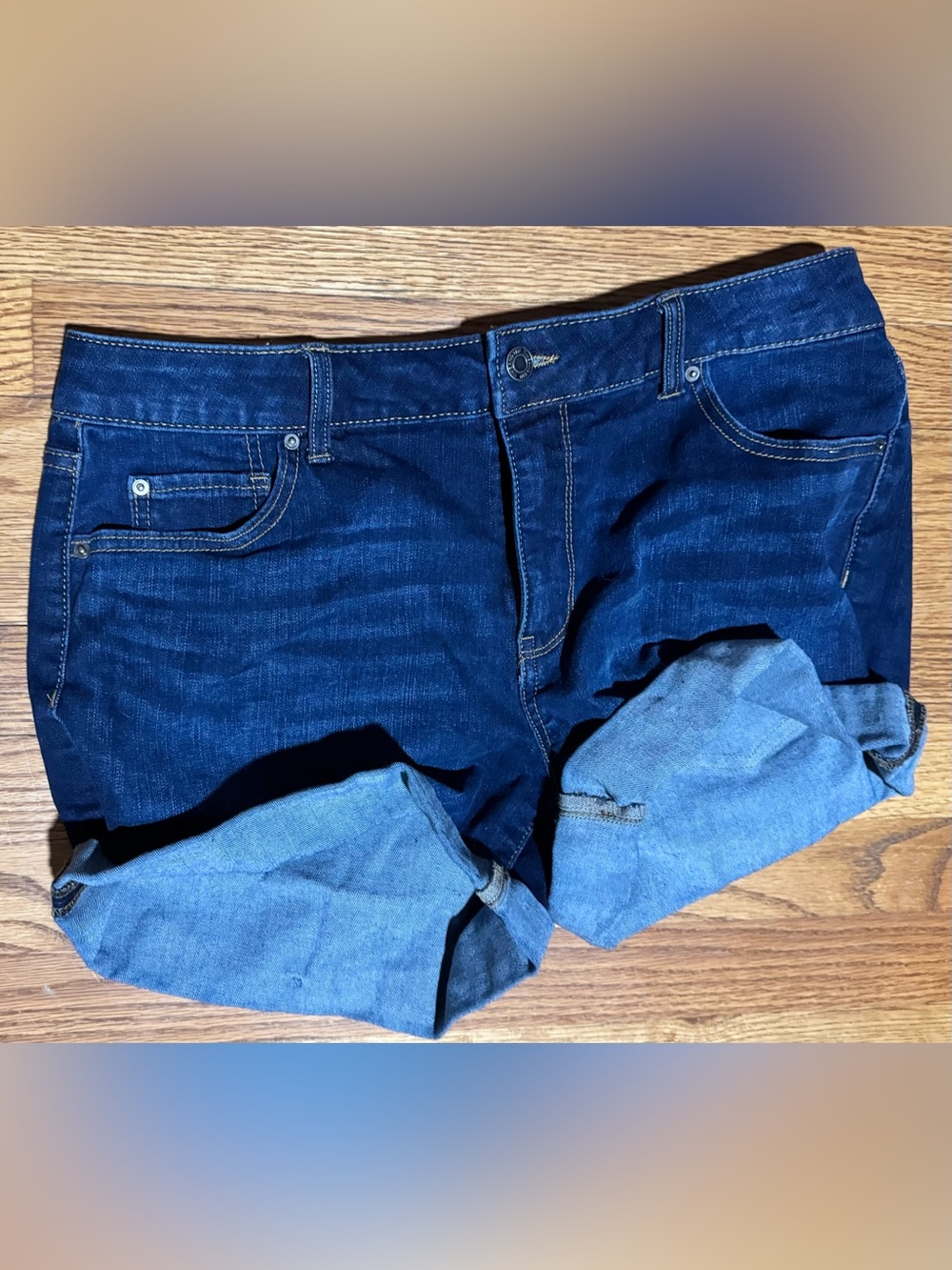 Time and Tru Indigo Roll-Cuff Denim Shorts